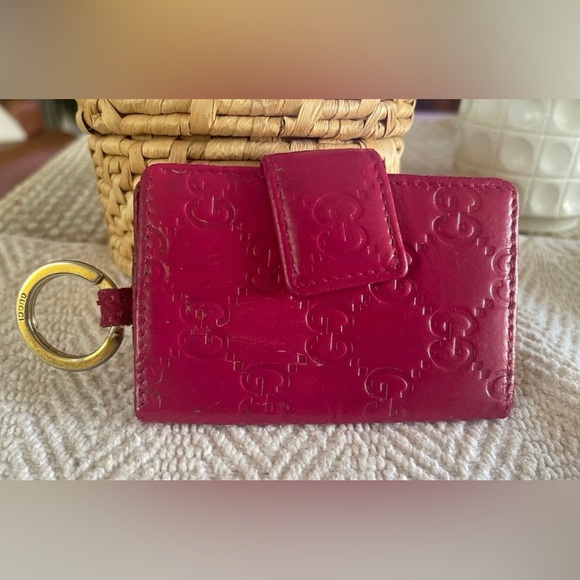Gucci keychain wallet holder in pink - Picture 1 of 13